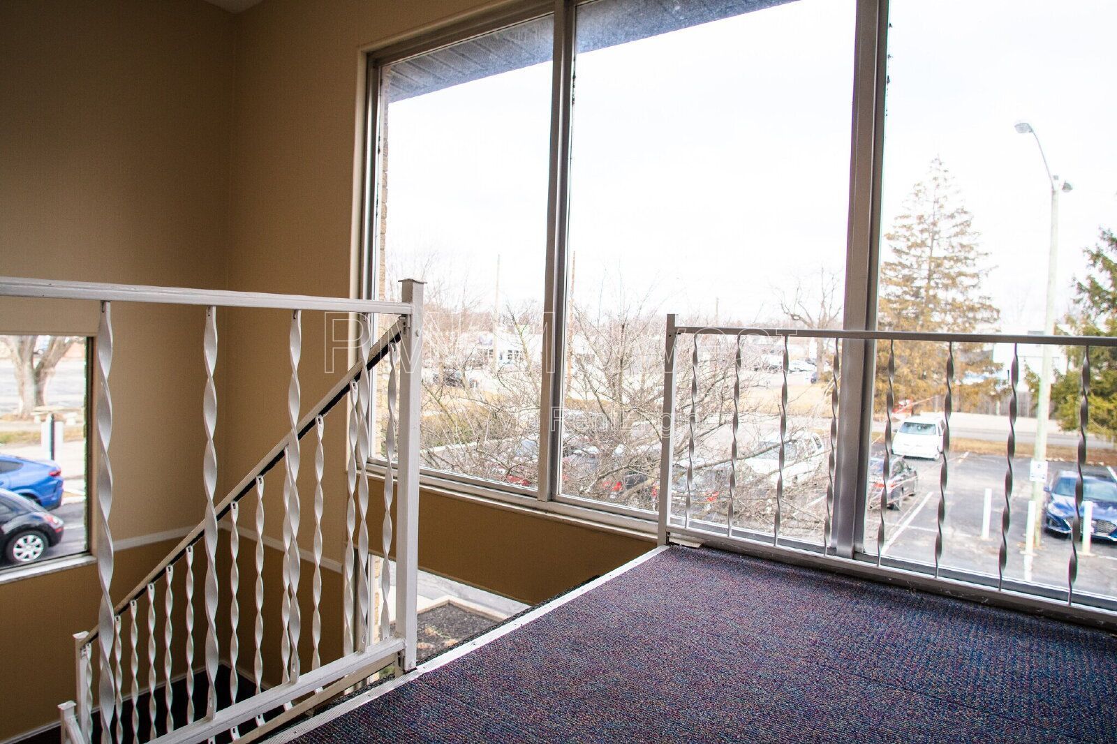 Professional Office/Retail Space Near I-465 & Keystone property image