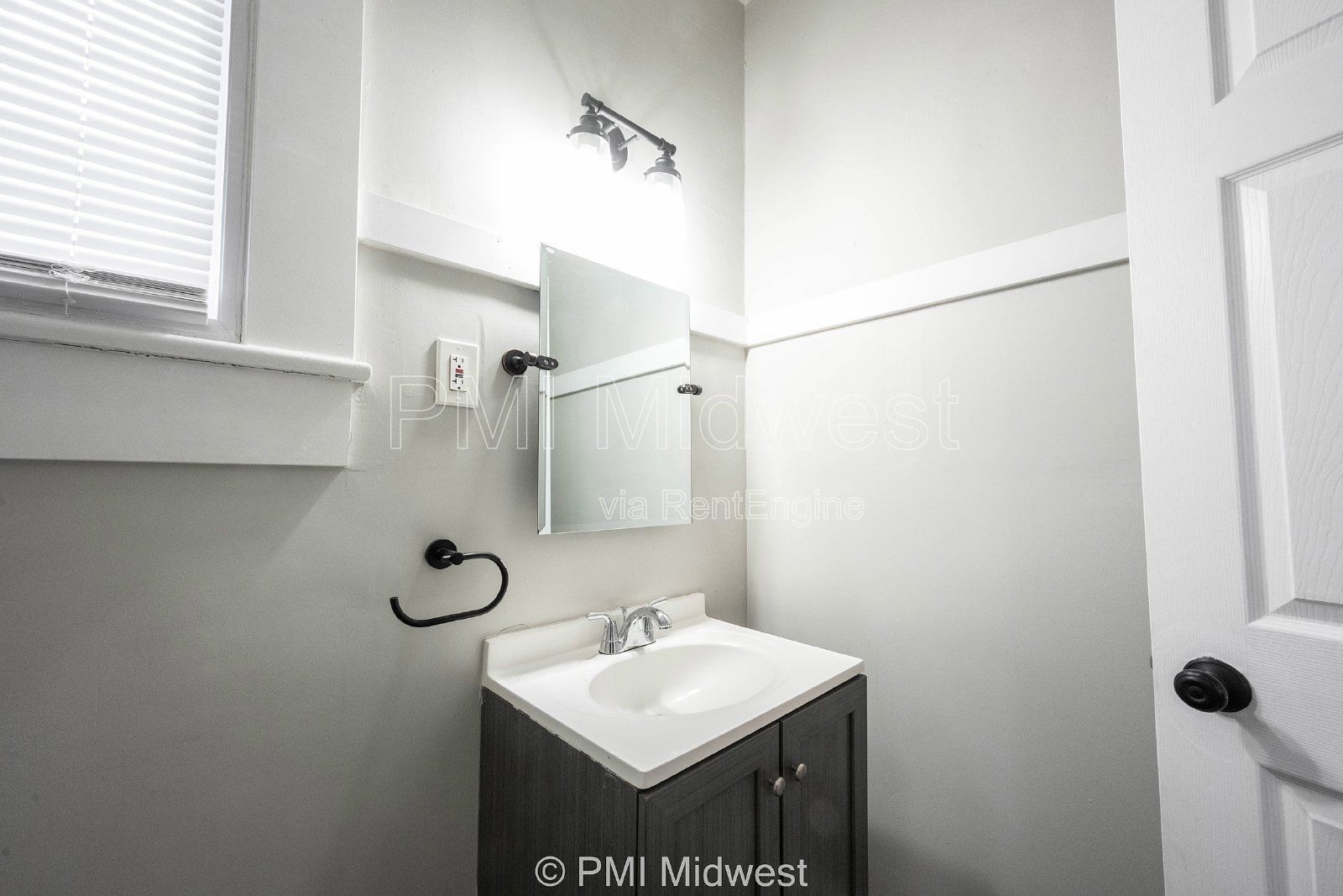 Charming 2 Bed, 1 Bath Rental in Indianapolis! property image