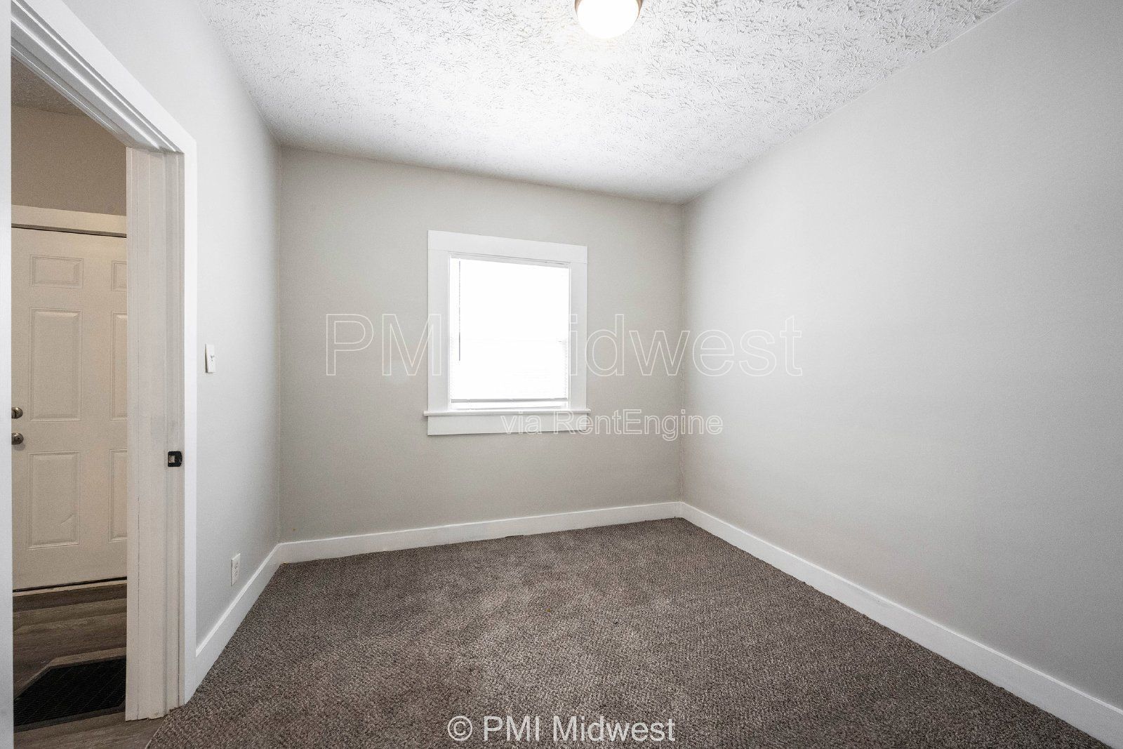 Charming 2 Bed, 1 Bath Rental in Indianapolis! property image
