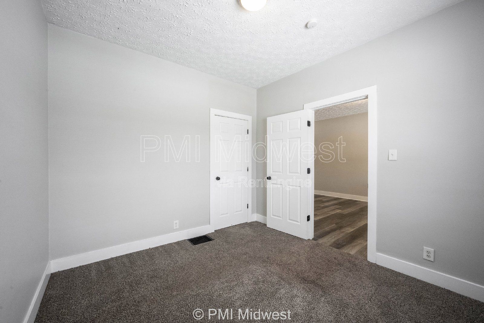 Charming 2 Bed, 1 Bath Rental in Indianapolis! property image