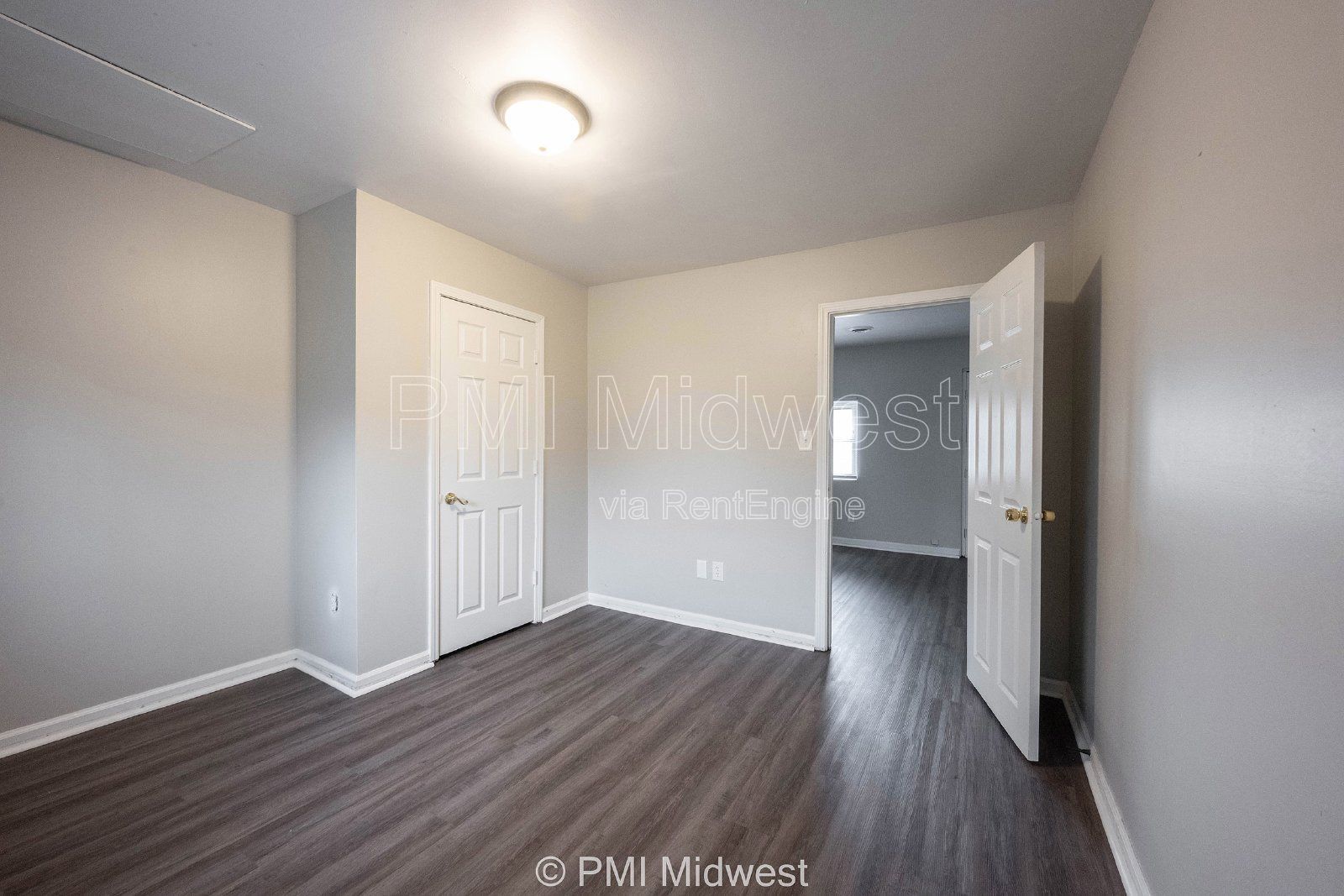 Modern Duplex in Prime Location - Perfect Rental Opportunity in Indianapolis! property image