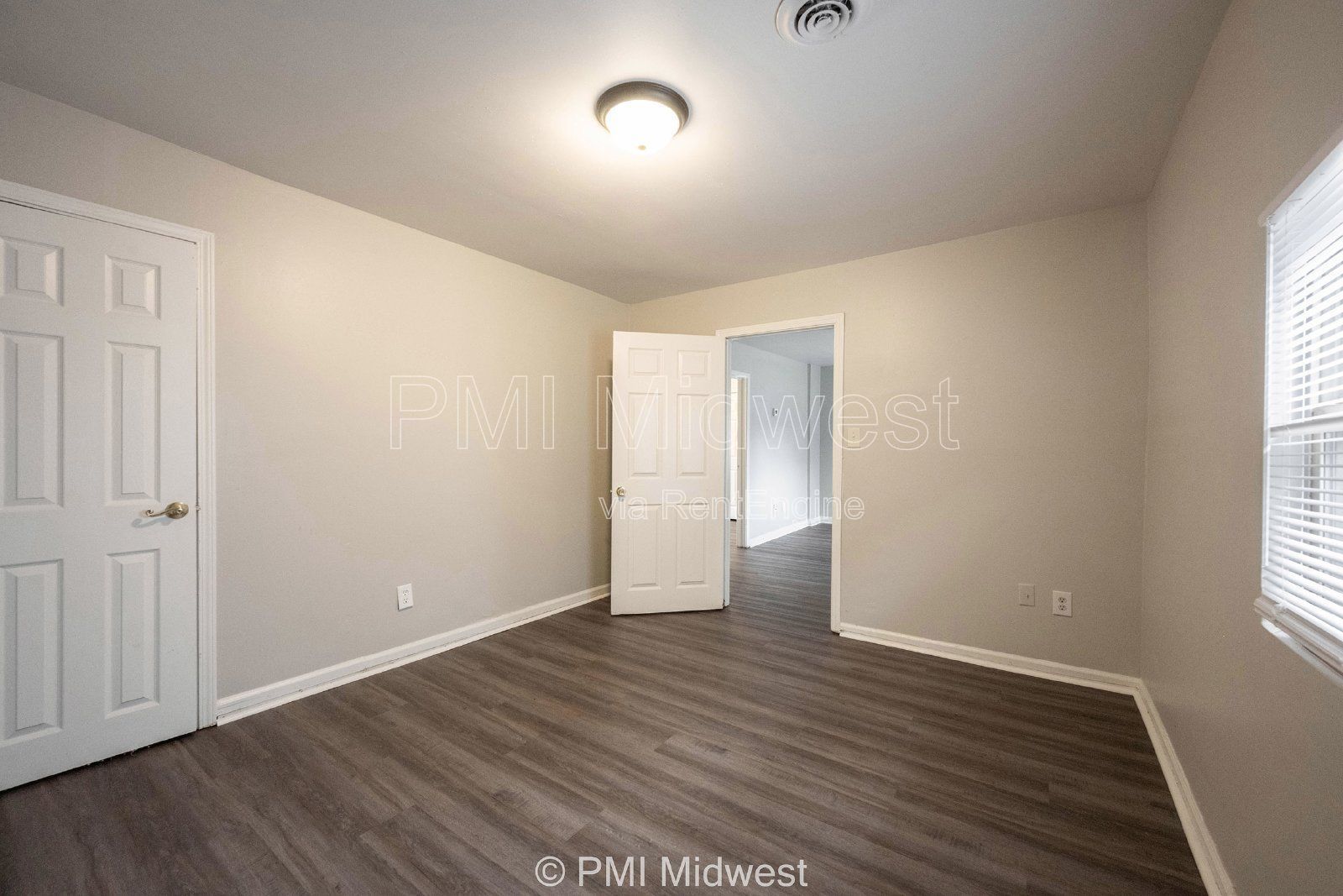 Modern Duplex in Prime Location - Perfect Rental Opportunity in Indianapolis! property image