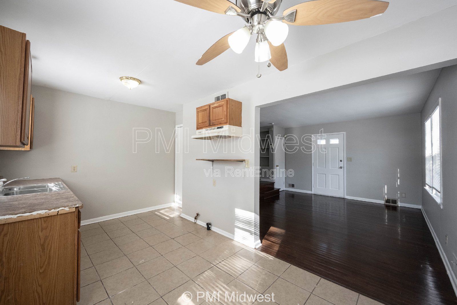 2 bedroom 1 bath property image