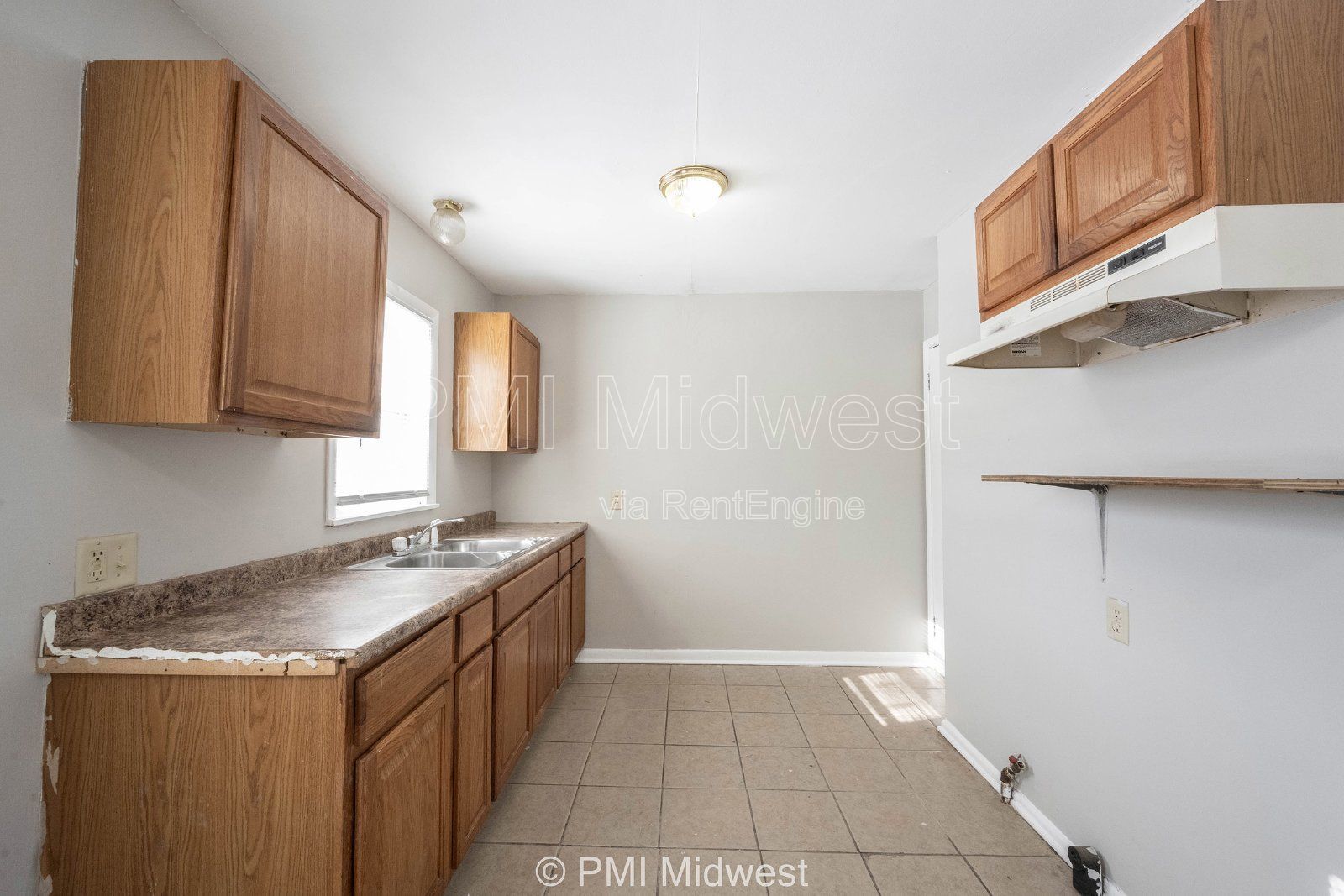 2 bedroom 1 bath property image