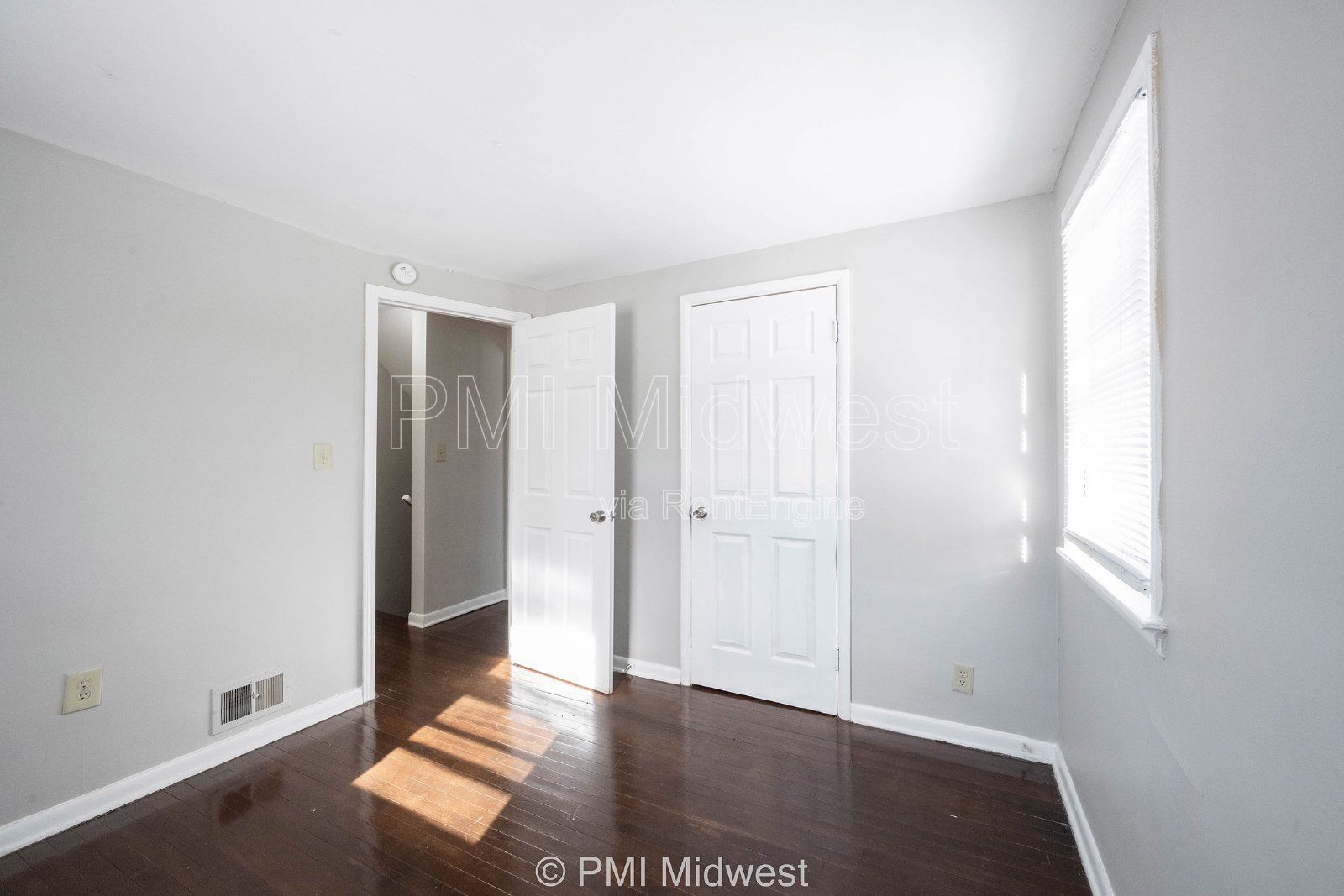 2 bedroom 1 bath property image