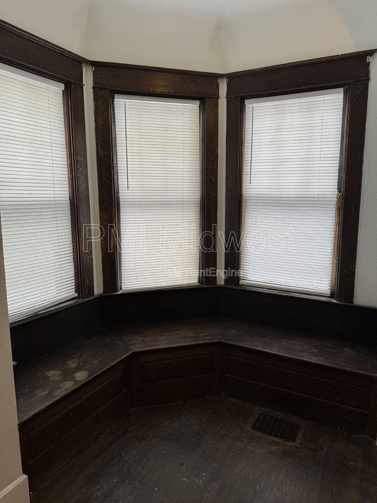 Charming 1-Bedroom Apartment with 800 sqft in Indianapolis! property image