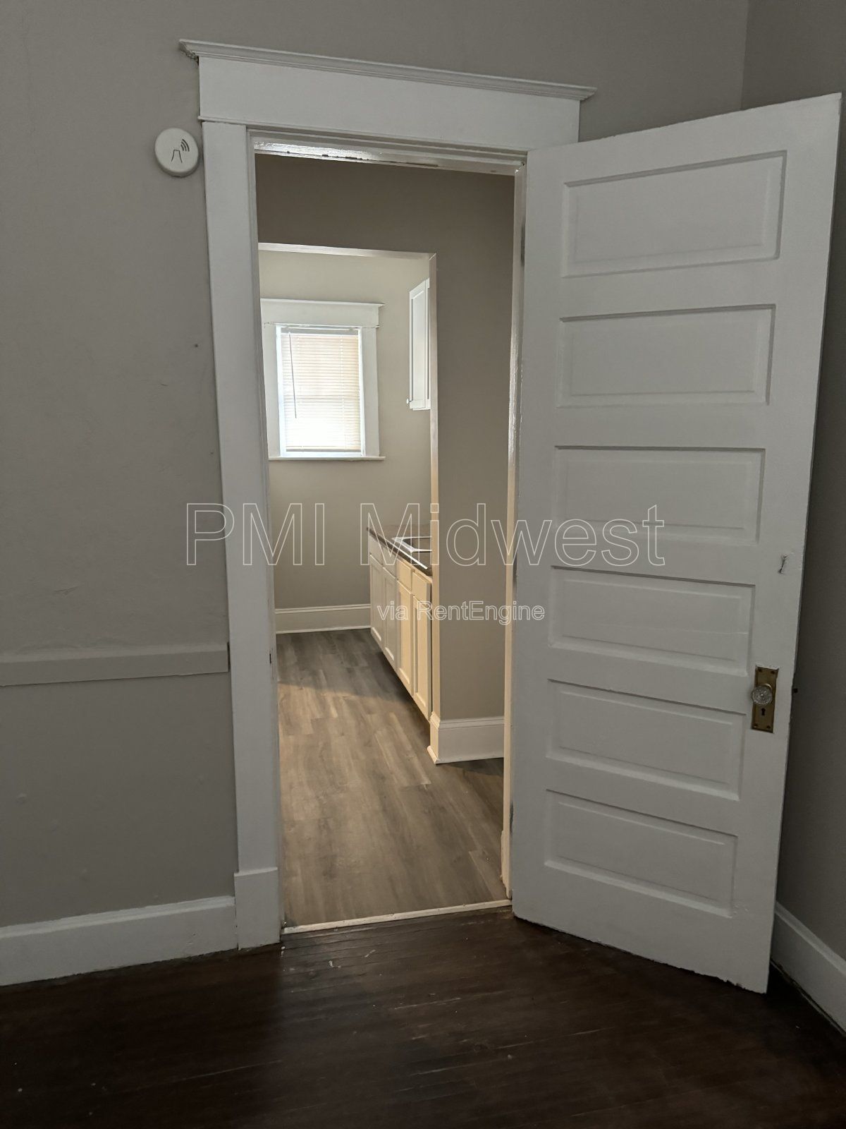Charming 1-Bedroom Apartment with 800 sqft in Indianapolis! property image