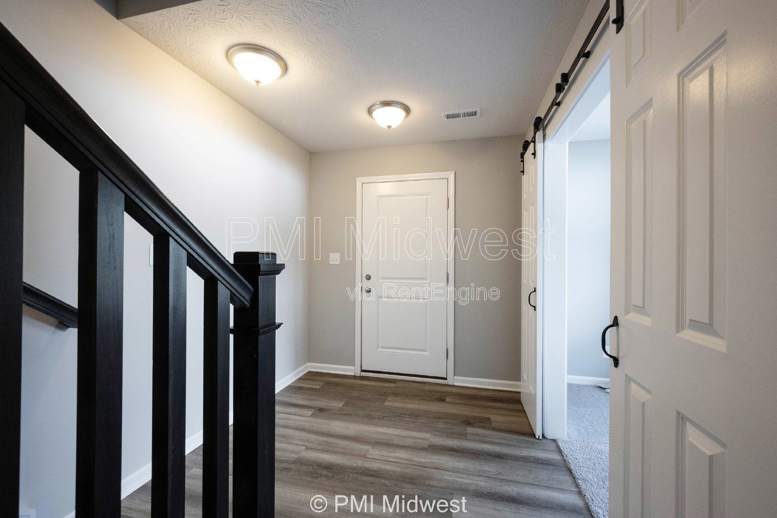 2952 W New York St property image
