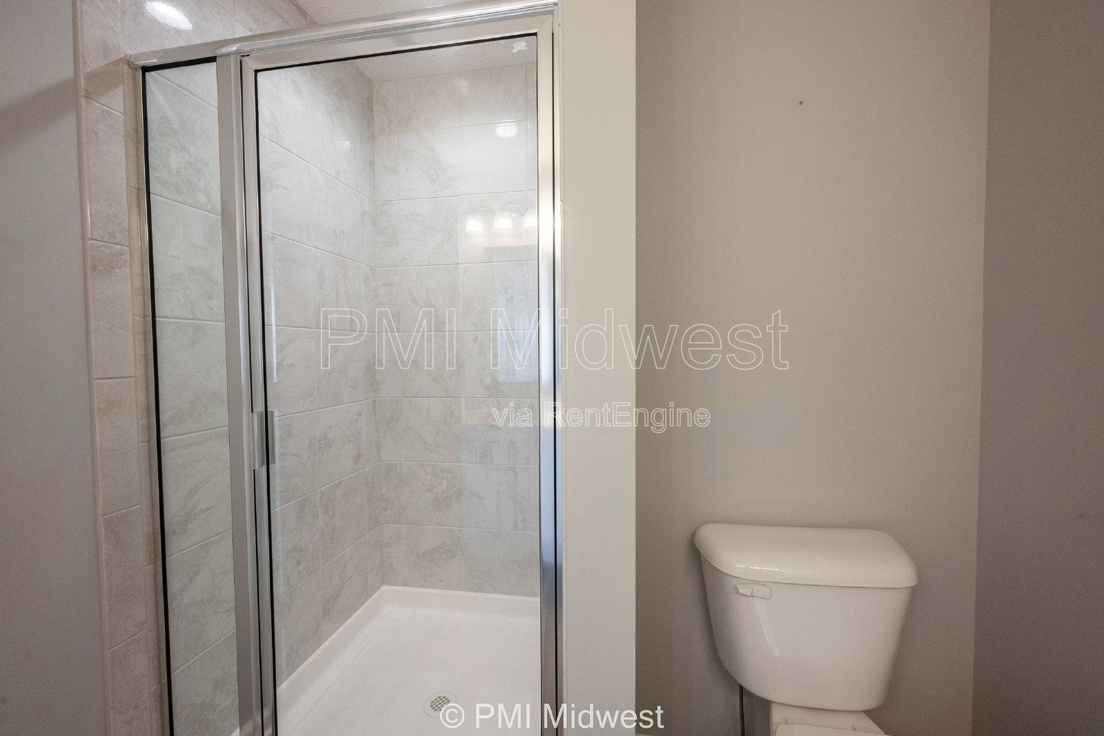 2952 W New York St property image