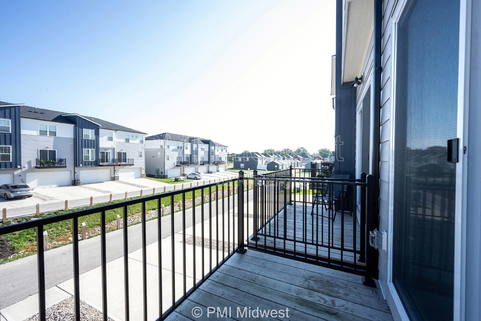 2952 W New York St property image