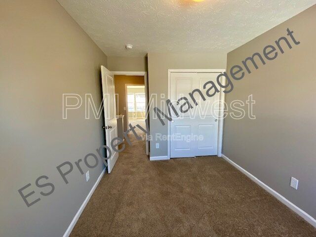 Beautiful 4 bedroom, 2.5 bathroom home in Ingalls- Prairie Hollow Community property image