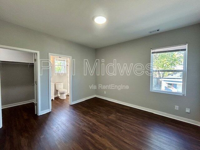 **SPECIAL** $250 OFF 2ND MONTH'S RENT** 3 Bedroom 2 Bath Duplex in the Heart of Indianapolis property image