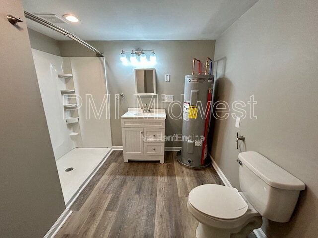 **SPECIAL**$200 OFF 2nd Month's Rent** Renovated 2 Bedroom 1 Bath Duplex in Noblesville!! property image