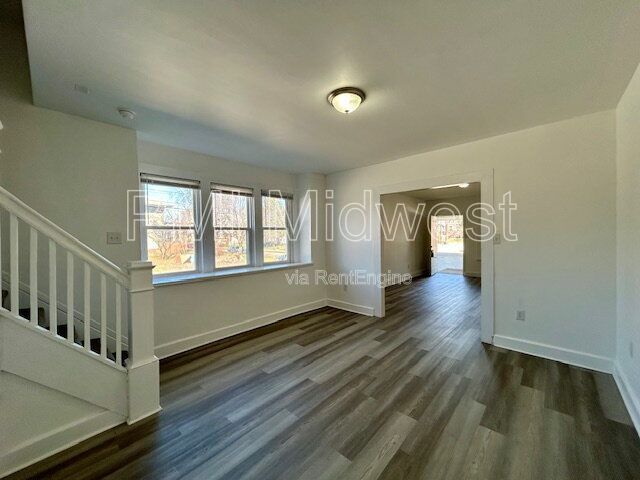 Beautiful Remodeled 3 Bedroom 1.5 Bathroom Duplex**SPECIAL-$350 OFF 2ND MONTH'S RENT*** property image