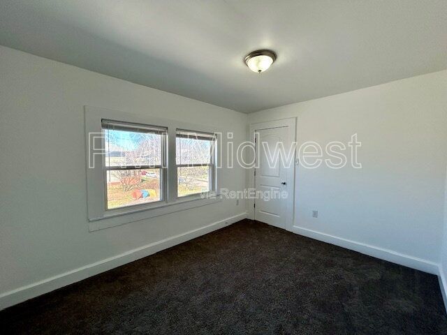 Beautiful Remodeled 3 Bedroom 1.5 Bathroom Duplex**SPECIAL-$350 OFF 2ND MONTH'S RENT*** property image
