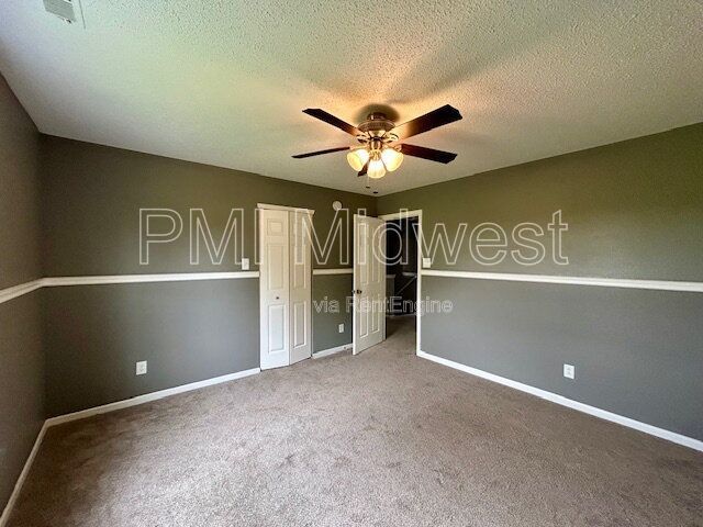 STUNNING 3 bedroom, 2.5 Bath Home in Greenwood- Johnson County property image