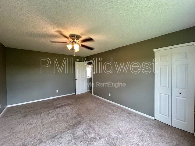STUNNING 3 bedroom, 2.5 Bath Home in Greenwood- Johnson County property image
