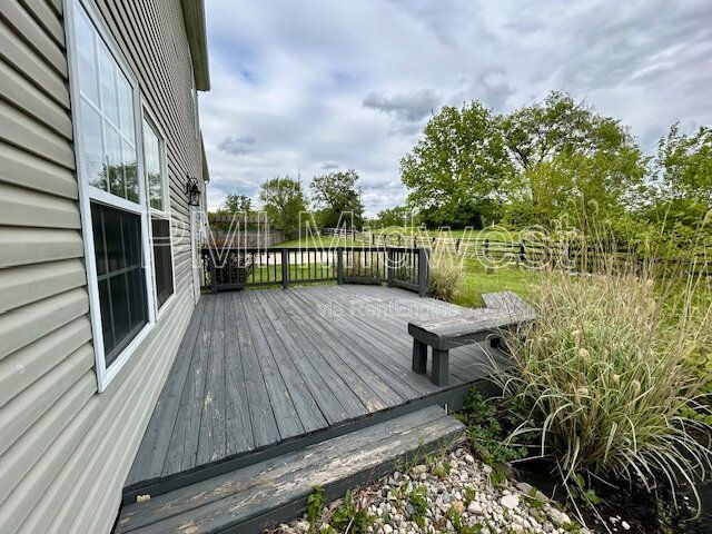 STUNNING 3 bedroom, 2.5 Bath Home in Greenwood- Johnson County property image