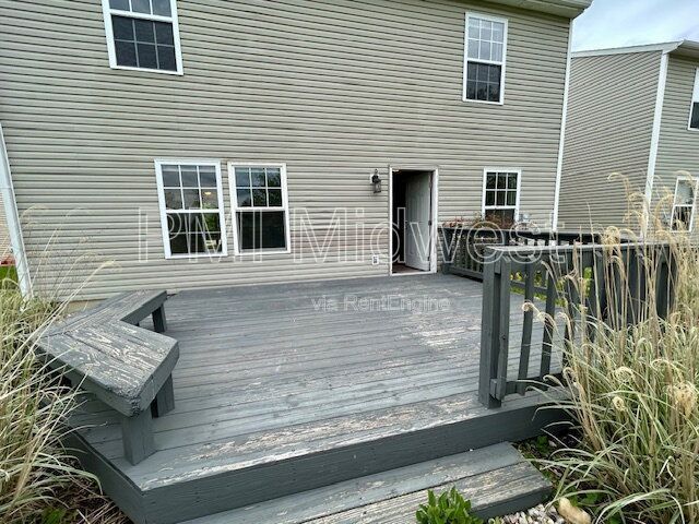 STUNNING 3 bedroom, 2.5 Bath Home in Greenwood- Johnson County property image