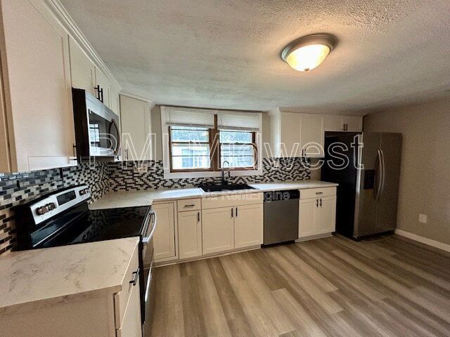 Newly Renovated 2 bedroom 1 Bath Duplex in Noblesville property image