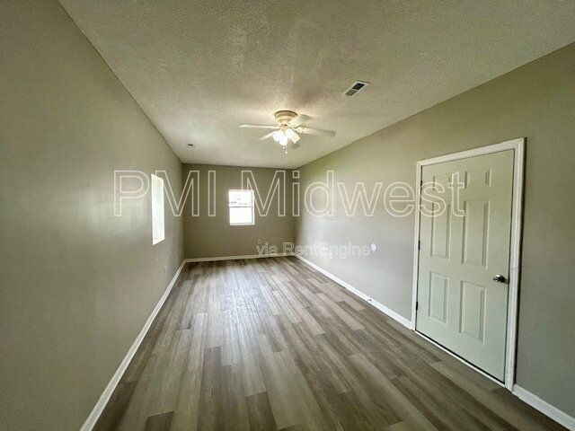 Newly Renovated 2 bedroom 1 Bath Duplex in Noblesville property image
