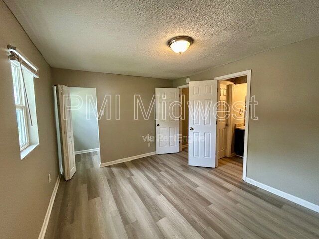Newly Renovated 2 bedroom 1 Bath Duplex in Noblesville property image