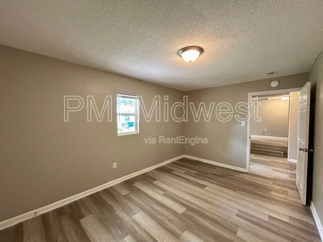 Newly Renovated 2 bedroom 1 Bath Duplex in Noblesville property image