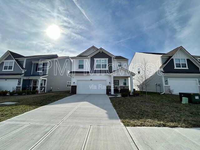 Beautiful Newly Built 4 Bed, 2.5 Bath Home - Loudoun Place Neighborhood property image