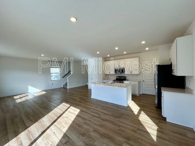Beautiful Newly Built 4 Bed, 2.5 Bath Home - Loudoun Place Neighborhood property image