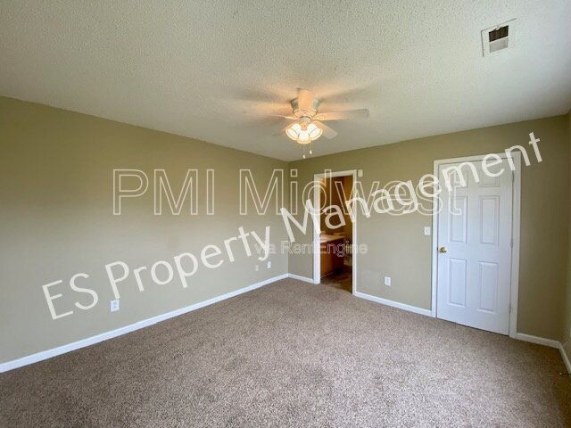 Wonderful 3 Bedroom 2 Bath Ranch Home in Lawrence Township! property image