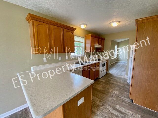 Wonderful 3 Bedroom 2 Bath Ranch Home in Lawrence Township! property image