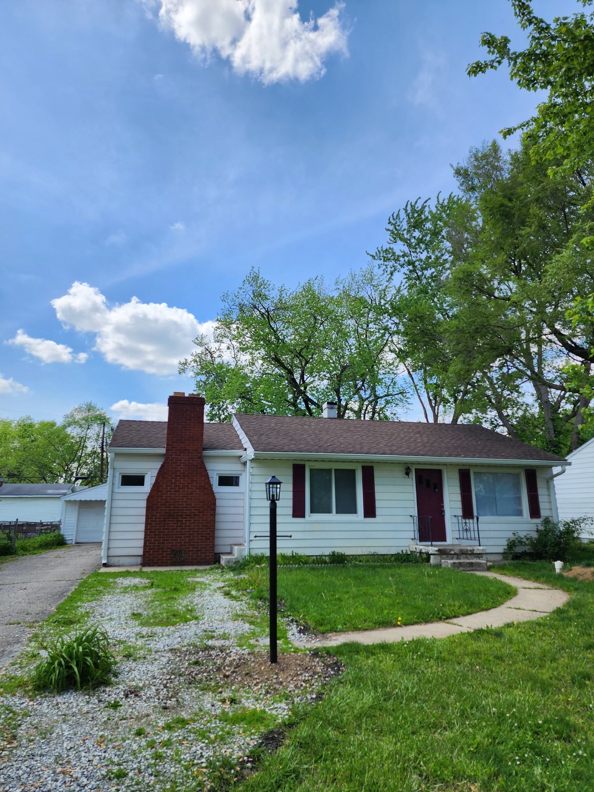 Charming 3 Bedroom Home in Indianapolis with Spacious Layout and Convenient Location! property image