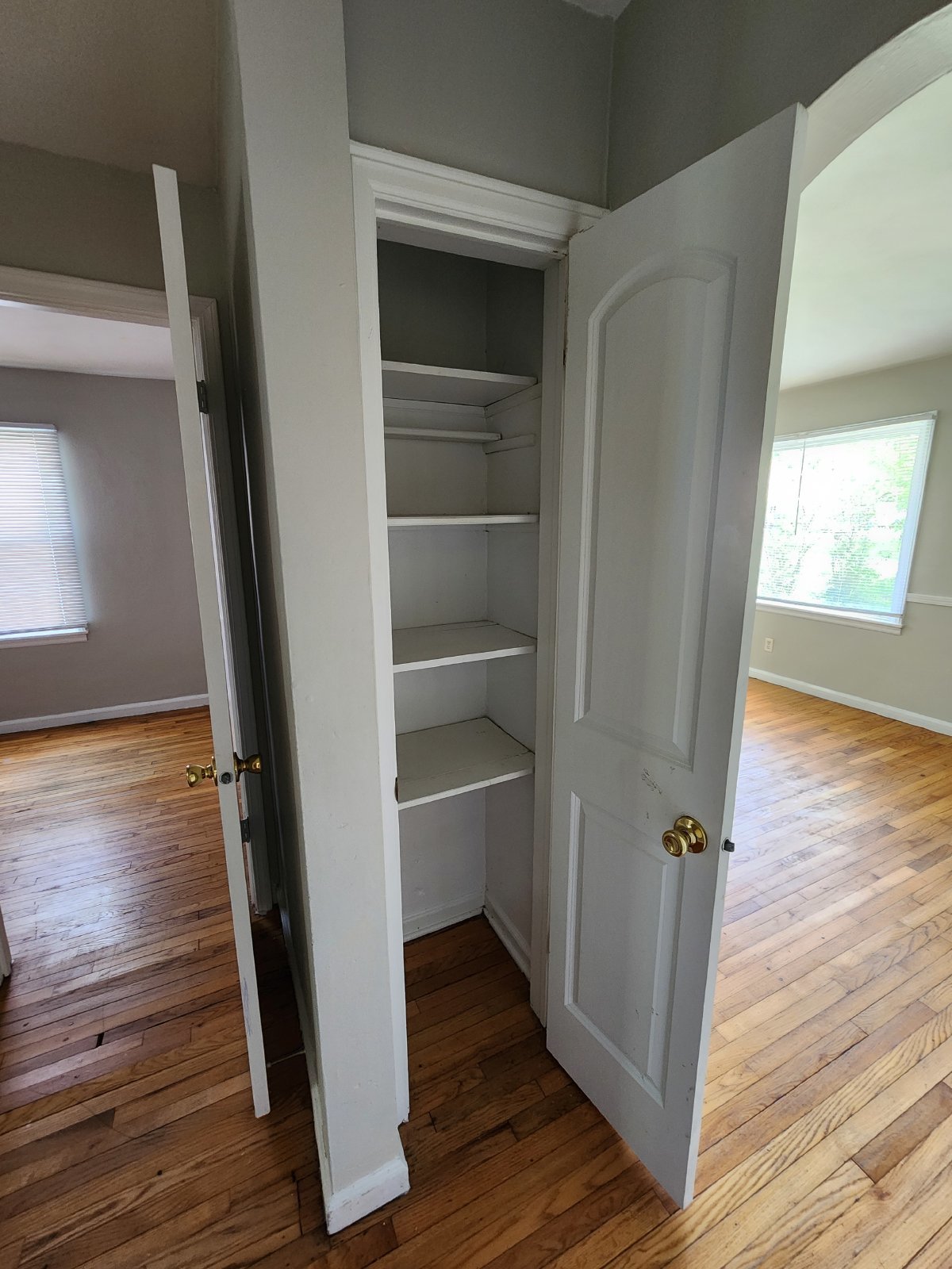 Charming 3 Bedroom Home in Indianapolis with Spacious Layout and Convenient Location! property image