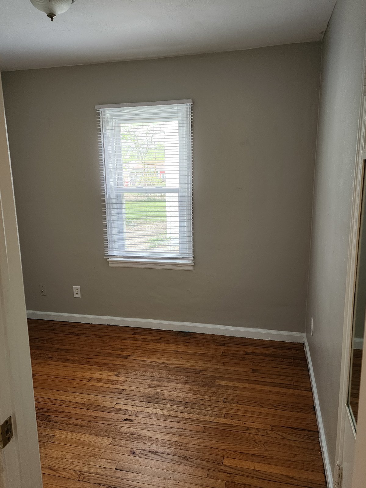 Charming 3 Bedroom Home in Indianapolis with Spacious Layout and Convenient Location! property image