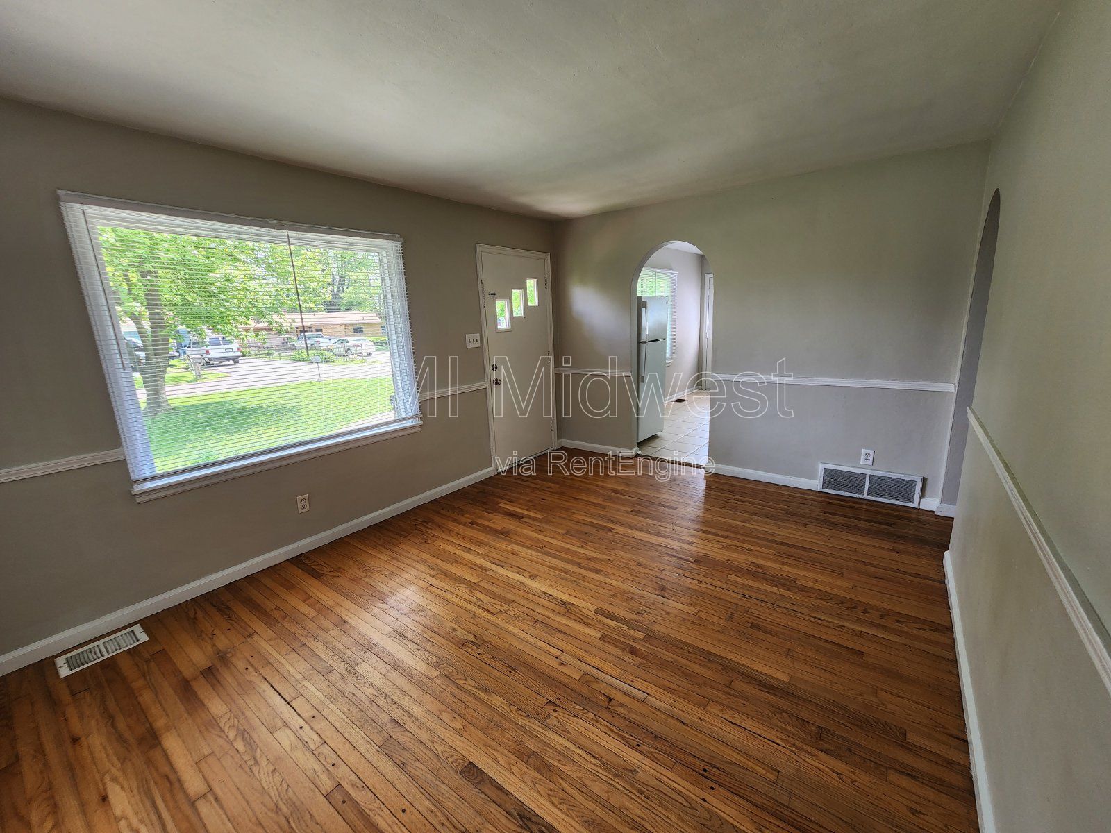 Charming 3 Bedroom Home in Indianapolis with Spacious Layout and Convenient Location! property image