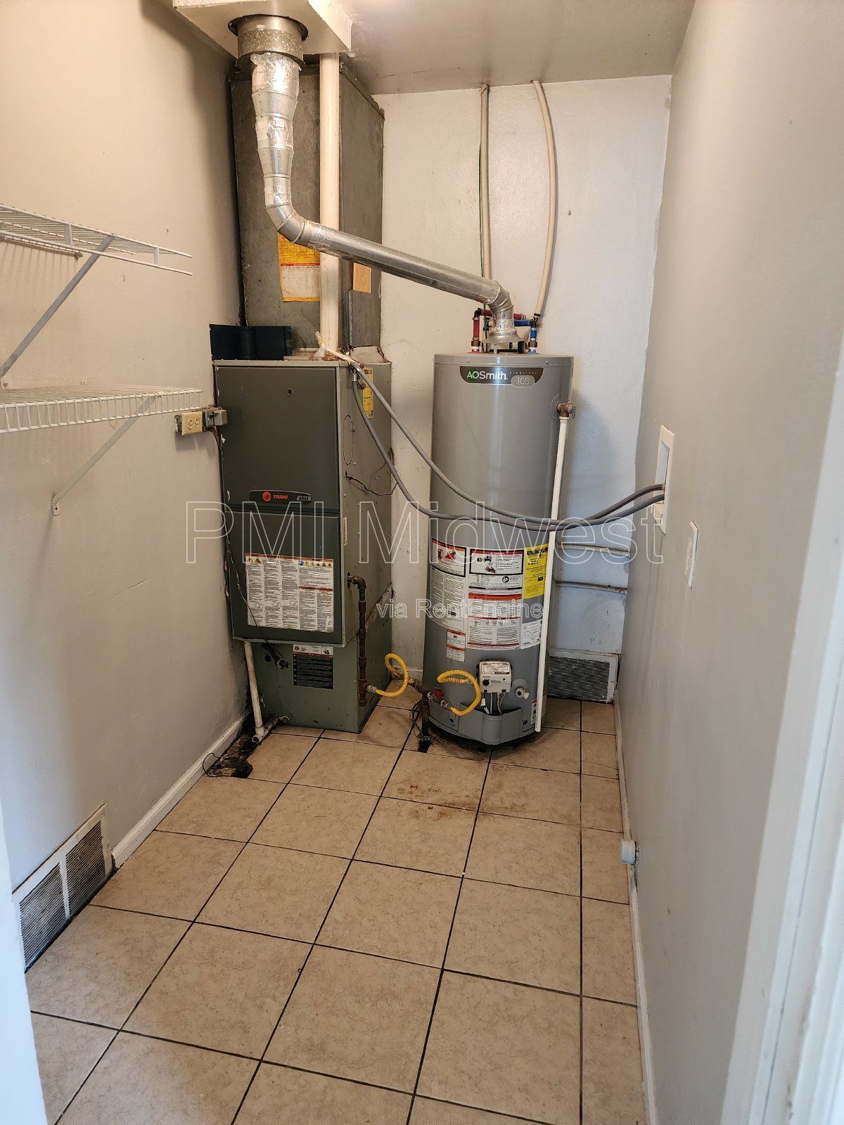 Charming 3 Bedroom Home in Indianapolis with Spacious Layout and Convenient Location! property image