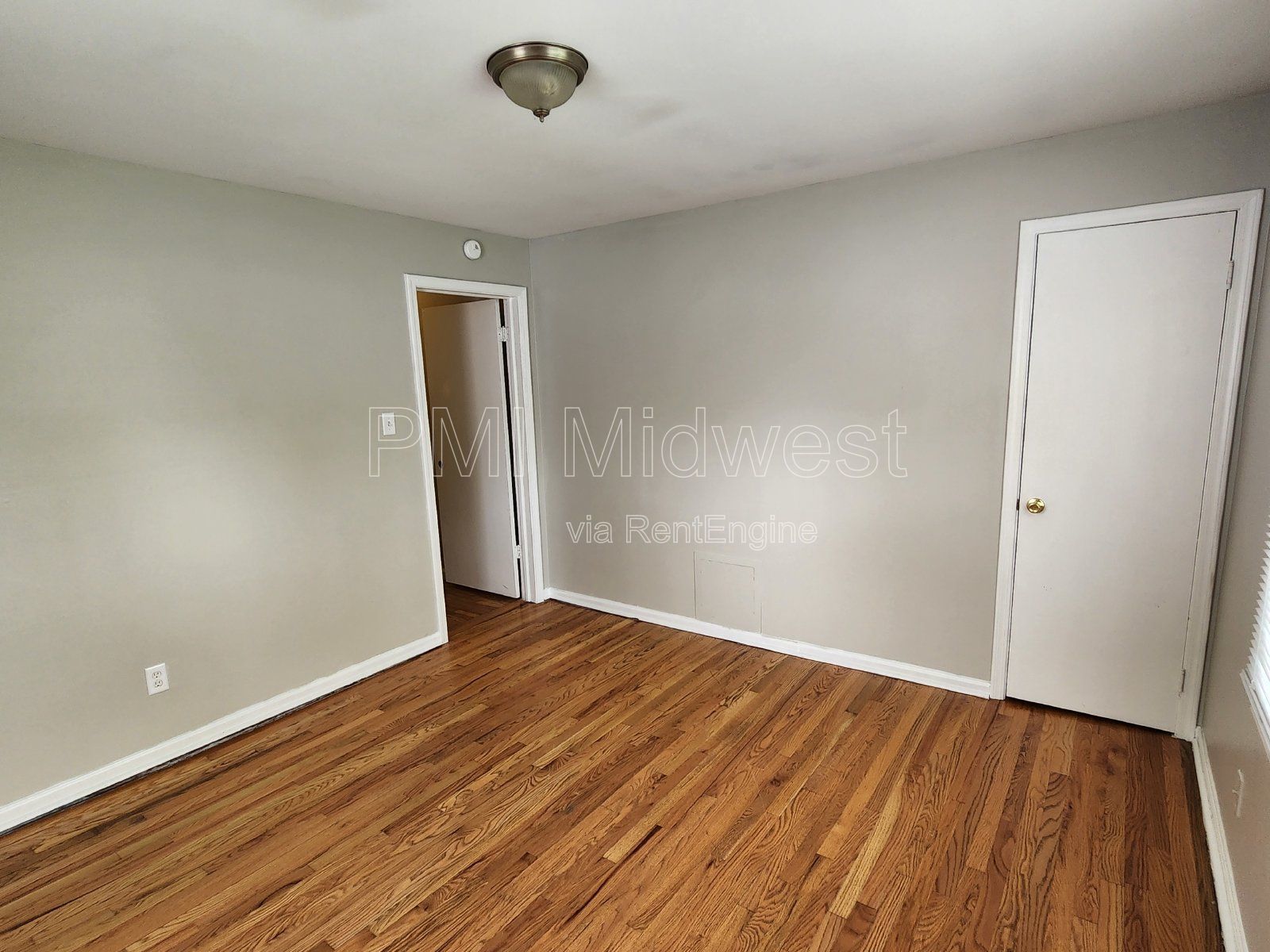 Charming 3 Bedroom Home in Indianapolis with Spacious Layout and Convenient Location! property image
