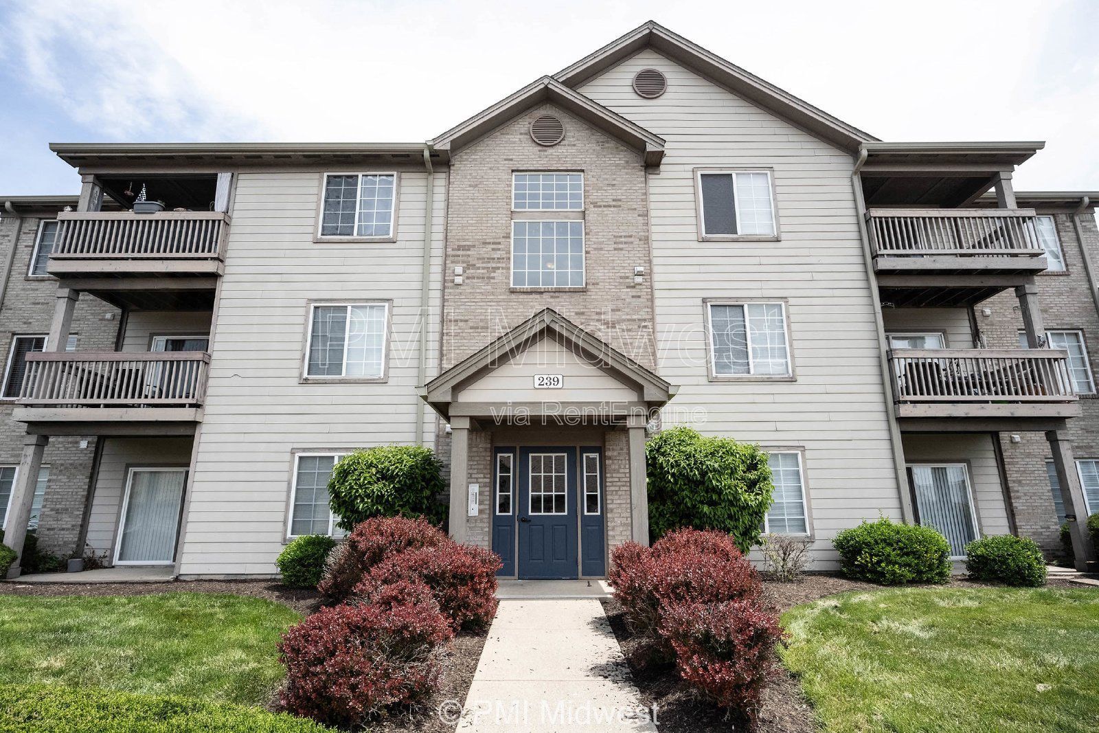 Charming 2 Bed, 2 Bath Condo in Indianapolis! Perfect for comfortable living! property image