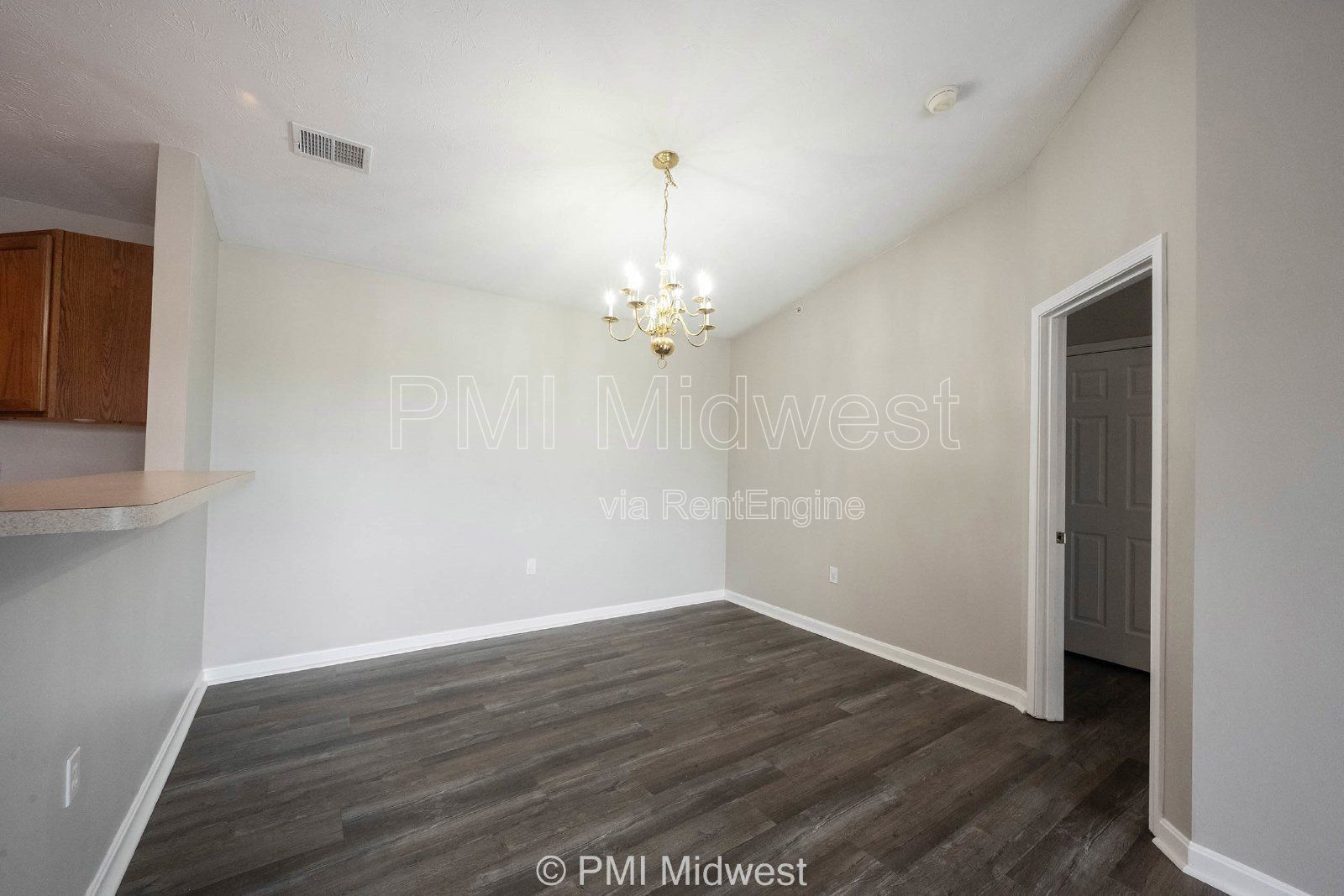 Charming 2 Bed, 2 Bath Condo in Indianapolis! Perfect for comfortable living! property image