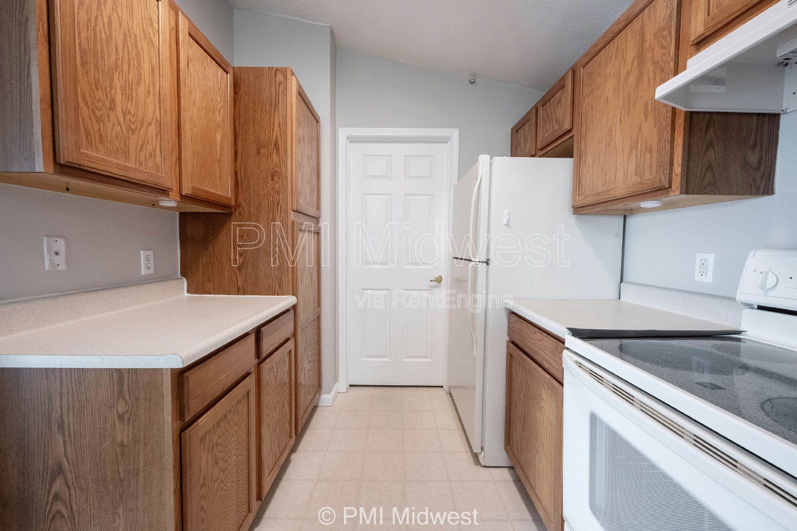 Charming 2 Bed, 2 Bath Condo in Indianapolis! Perfect for comfortable living! property image