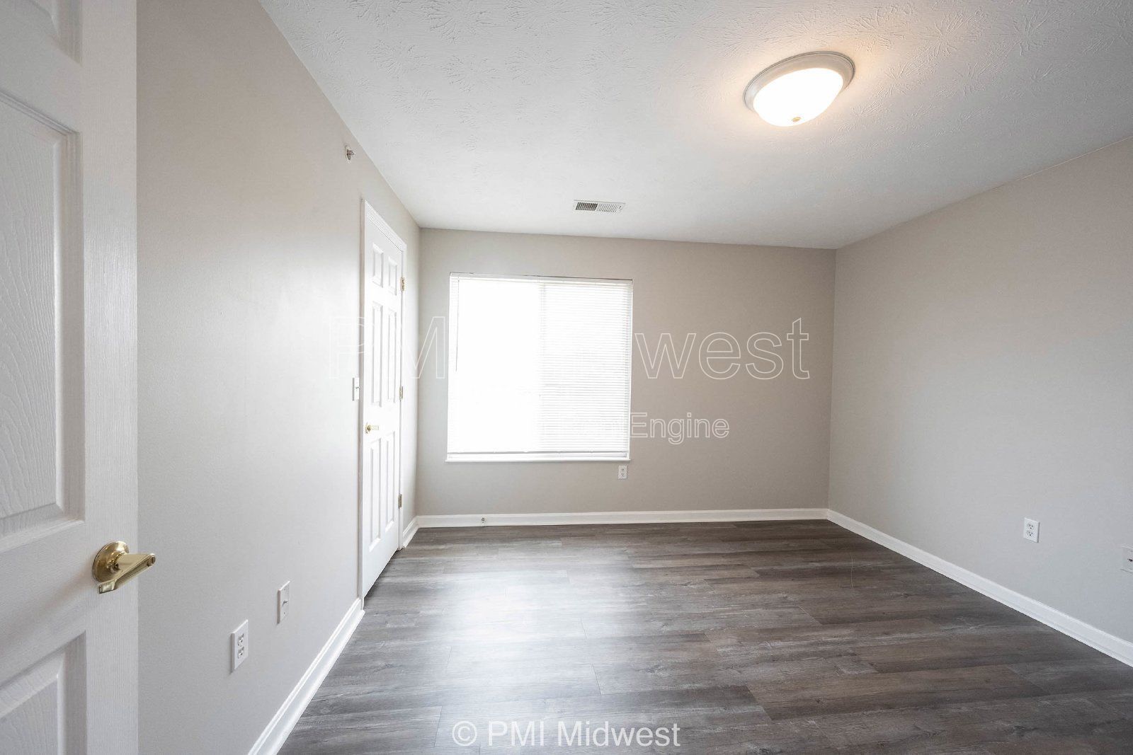 Charming 2 Bed, 2 Bath Condo in Indianapolis! Perfect for comfortable living! property image
