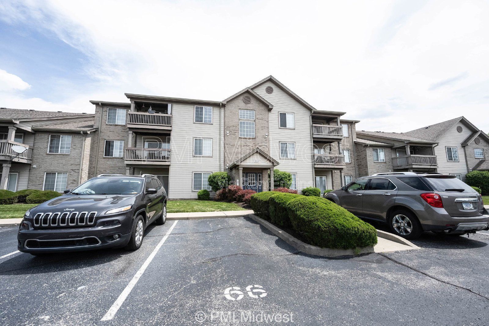 Charming 2 Bed, 2 Bath Condo in Indianapolis! Perfect for comfortable living! property image