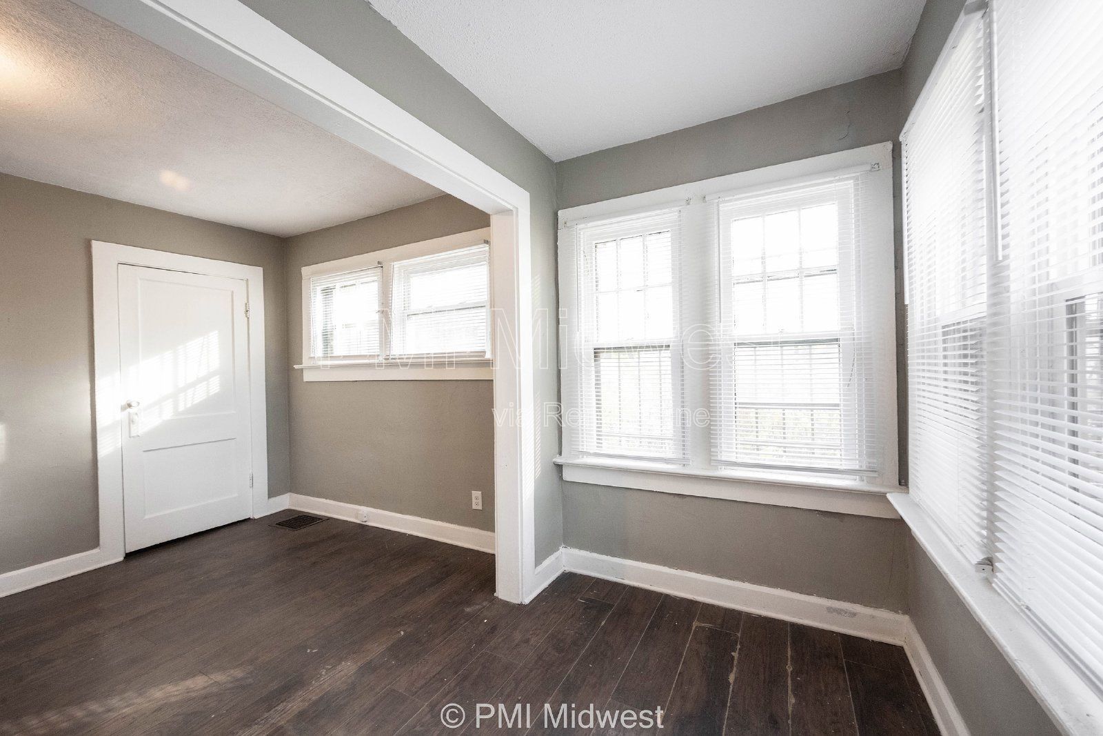 Charming 1 Bed Duplex with Full Bath in Indianapolis! property image