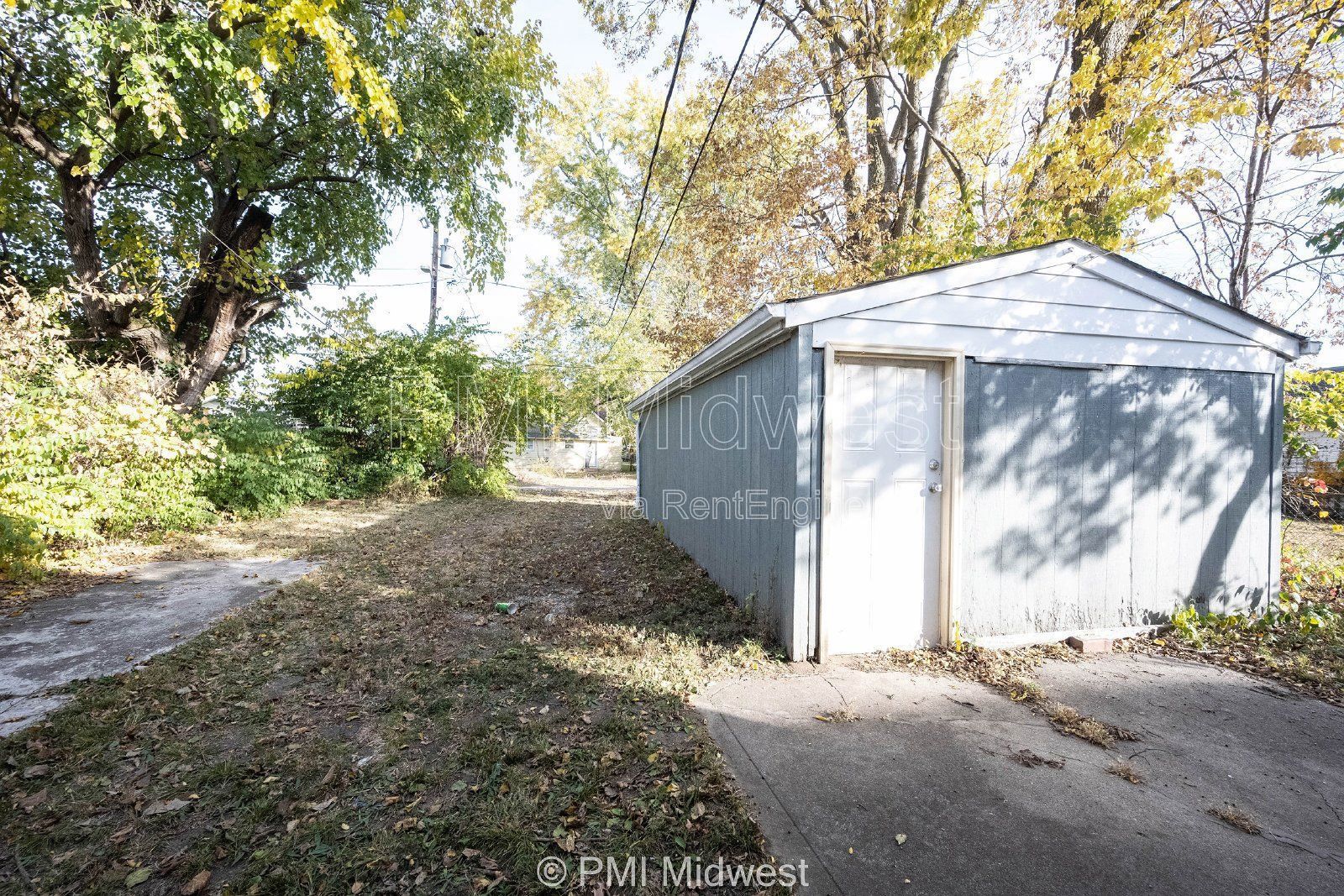 Charming 1 Bed Duplex with Full Bath in Indianapolis! property image