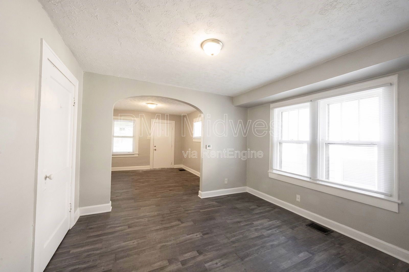 915 N Drexel Ave property image