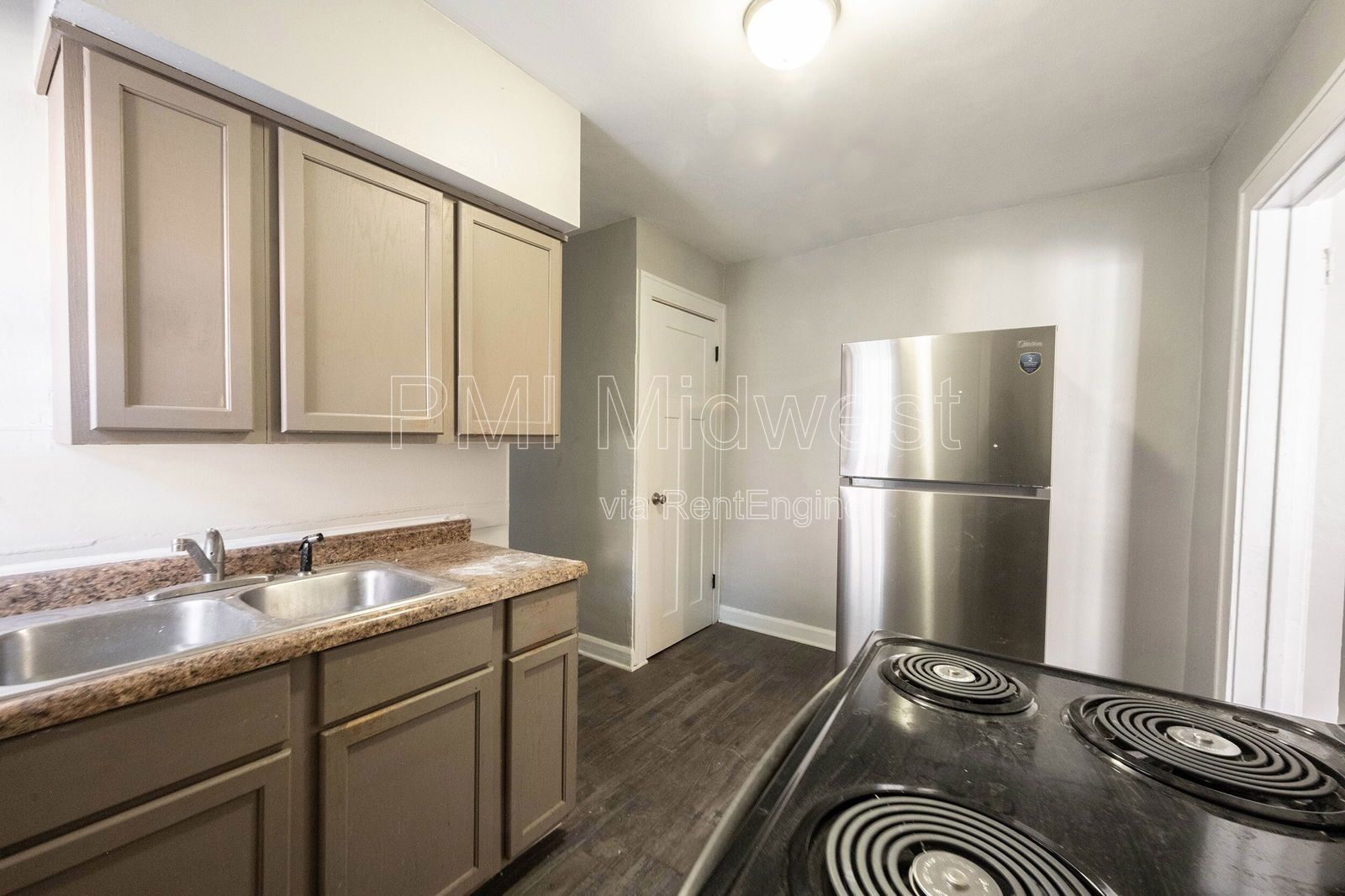 915 N Drexel Ave property image