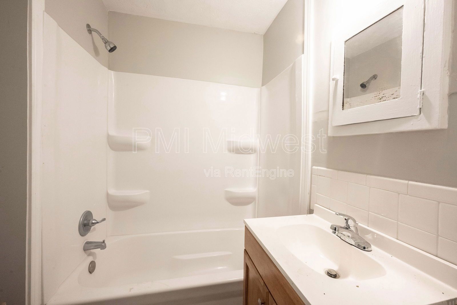 915 N Drexel Ave property image