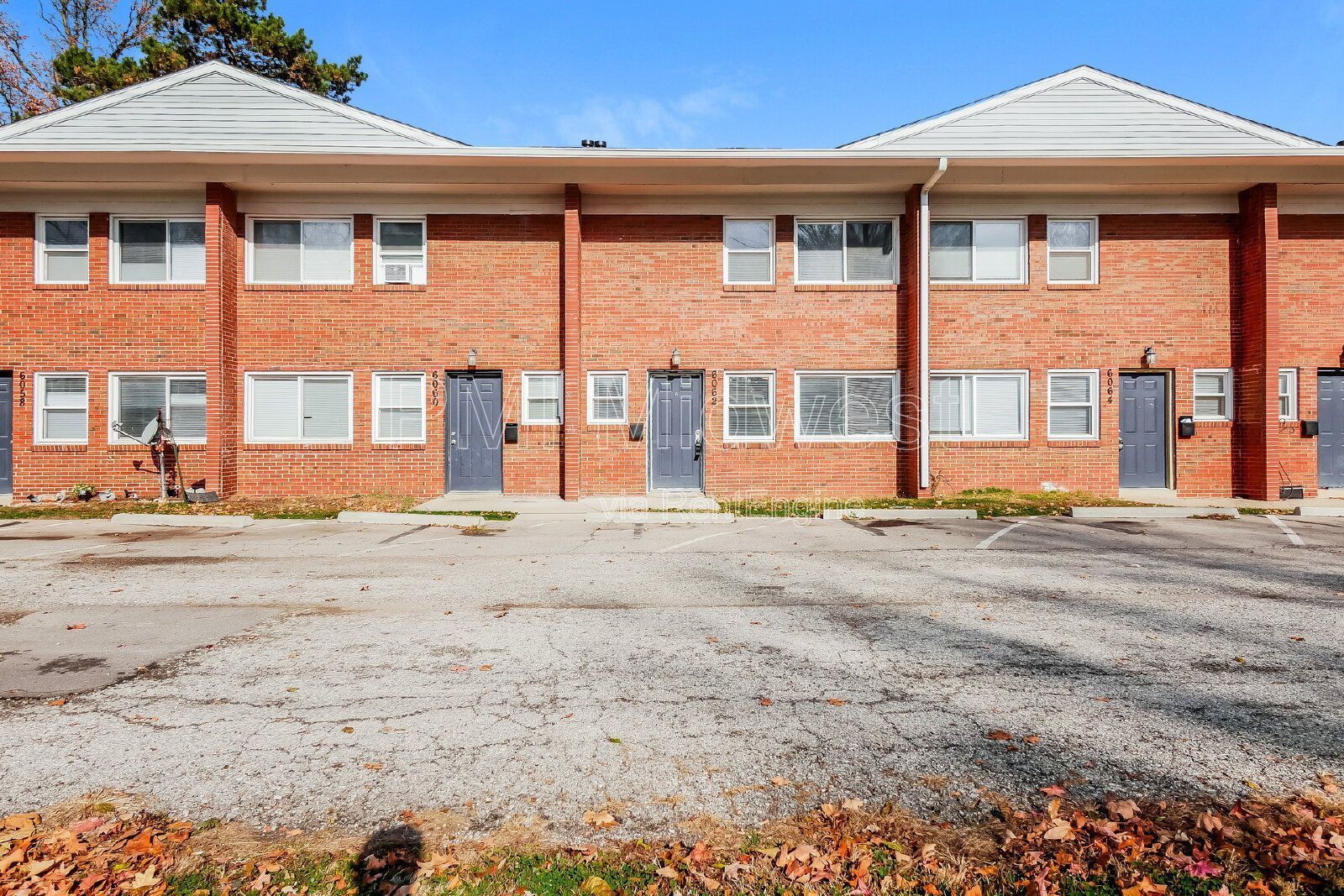 Charming 2 Bed, 1 Bath Apartment in Indianapolis - Don't Miss Out! property image