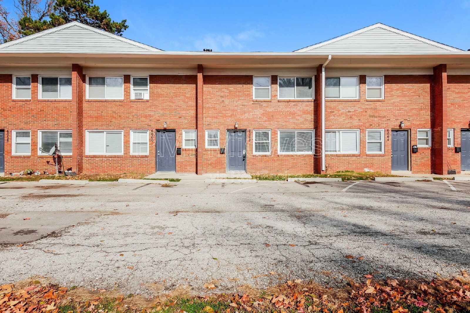 Charming 2 Bed, 1 Bath Apartment in Indianapolis - Don't Miss Out! property image