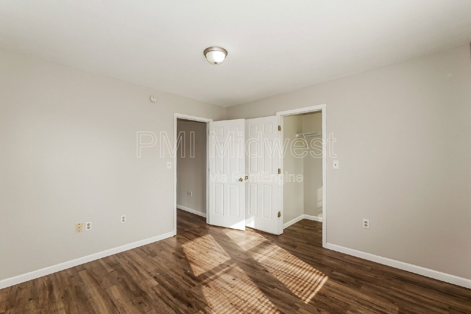 Cozy 2 Bed Apartment in Indianapolis with 850 Sq Ft of Comfort! property image